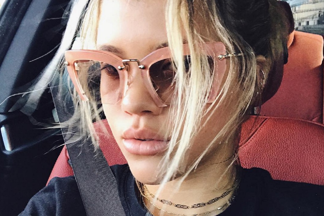 Sofia Richie sunglasses style